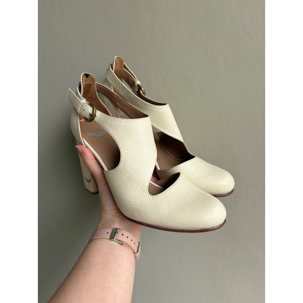 Fortress of Inca Adriana Block Heel Pump Women 38 Cream Leather‎ Cutout Boho